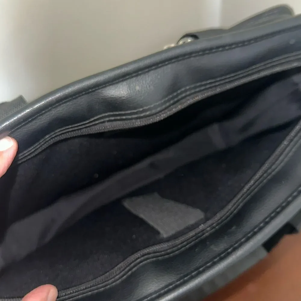 TARGUS Black Tech Padded Faux Leather Laptop Travel Bag with a Crossbody Strap